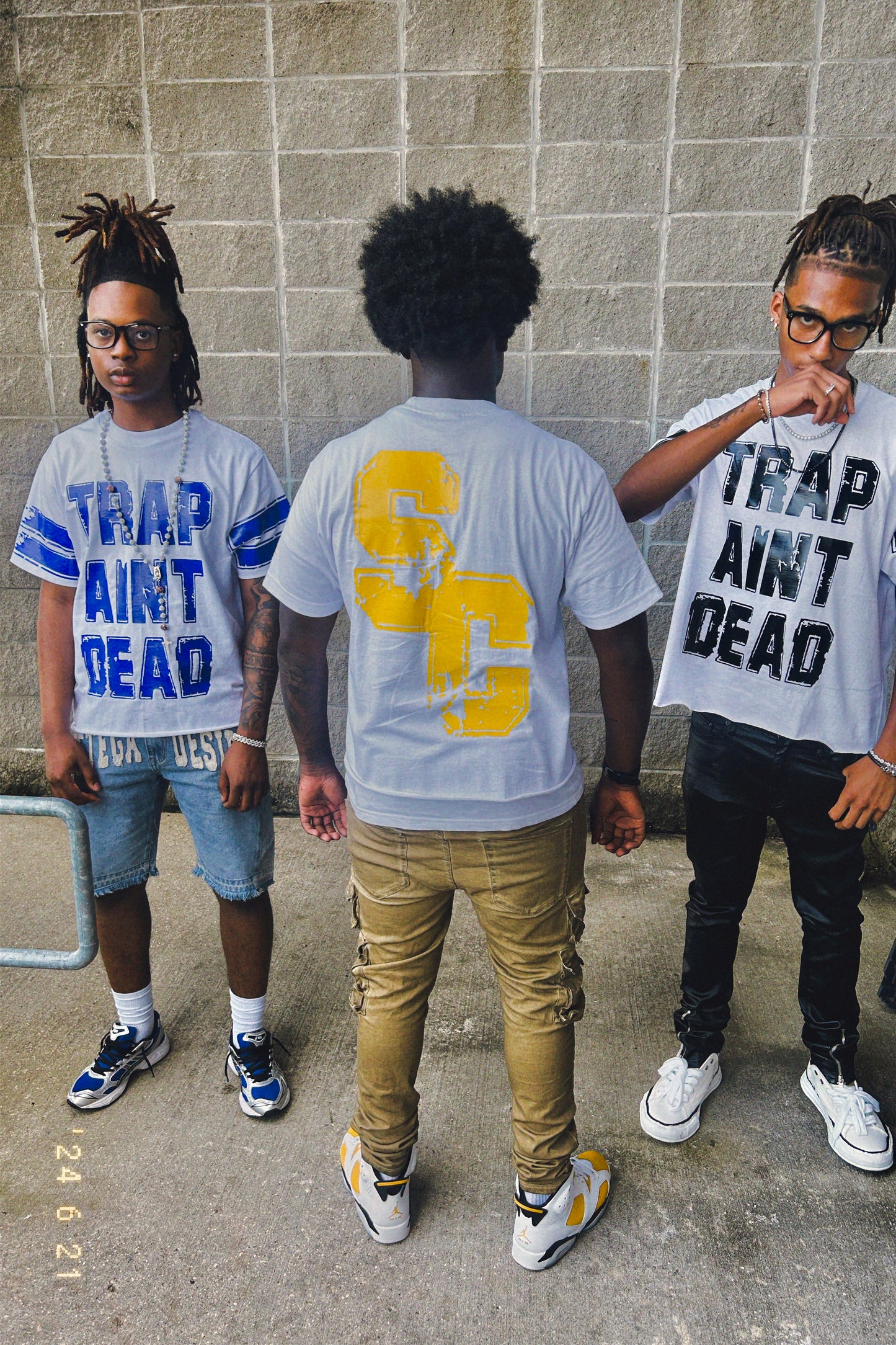 TRAP AINT DEAD TEES